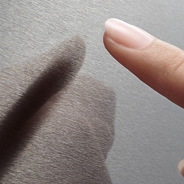 Anti-Fingerprint